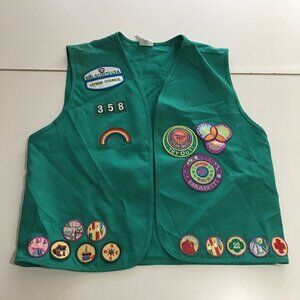 Girl Scouts Green Vest Size XL Junior Patches